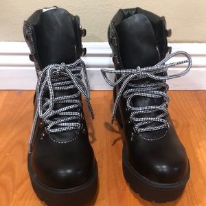 Black Lug Heel Hiking Boots